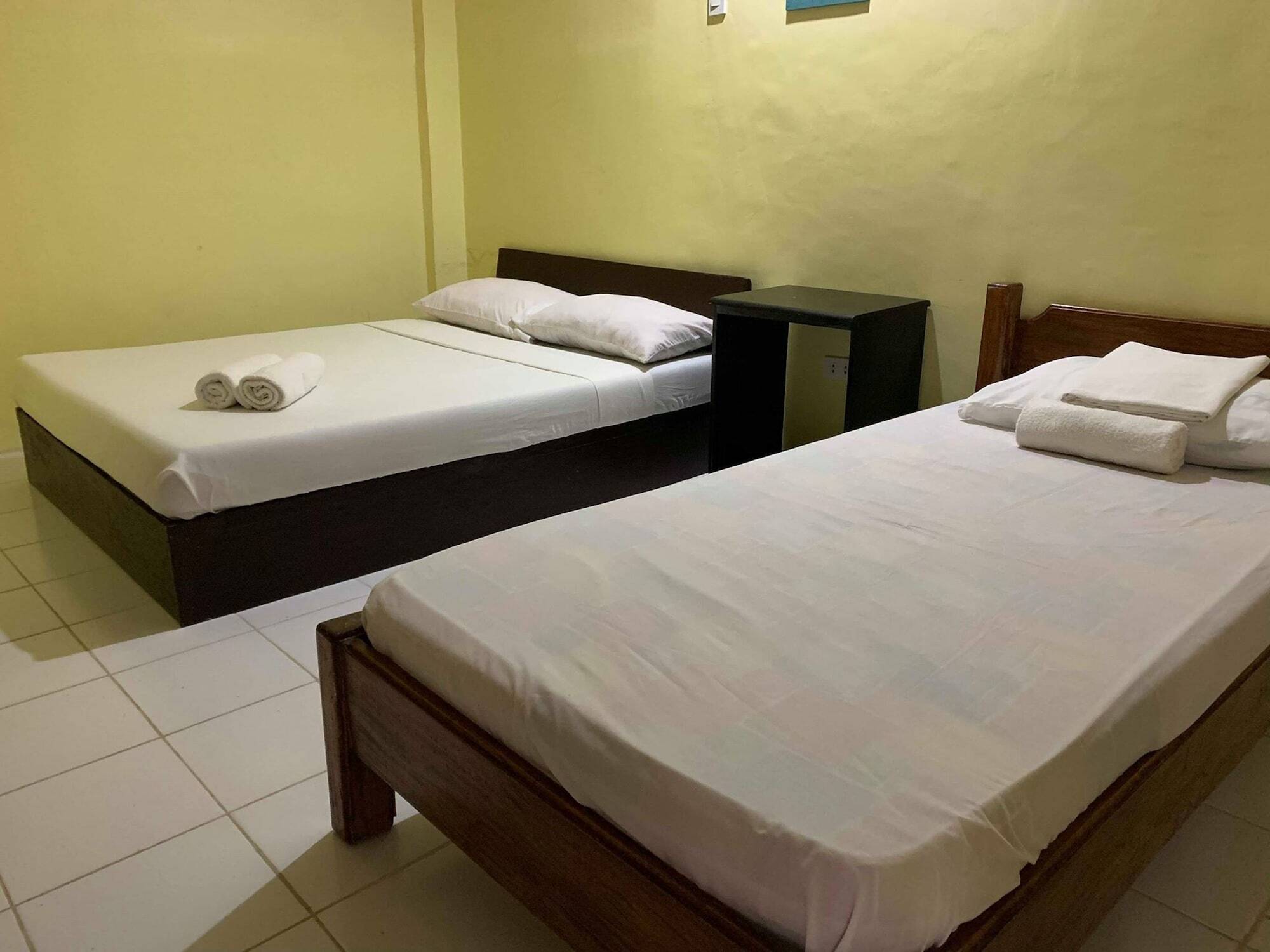 El Moro Beach Resort (Adults Only) Balabag  Dış mekan fotoğraf