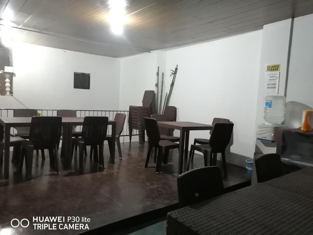 El Moro Beach Resort (Adults Only) Balabag  Dış mekan fotoğraf